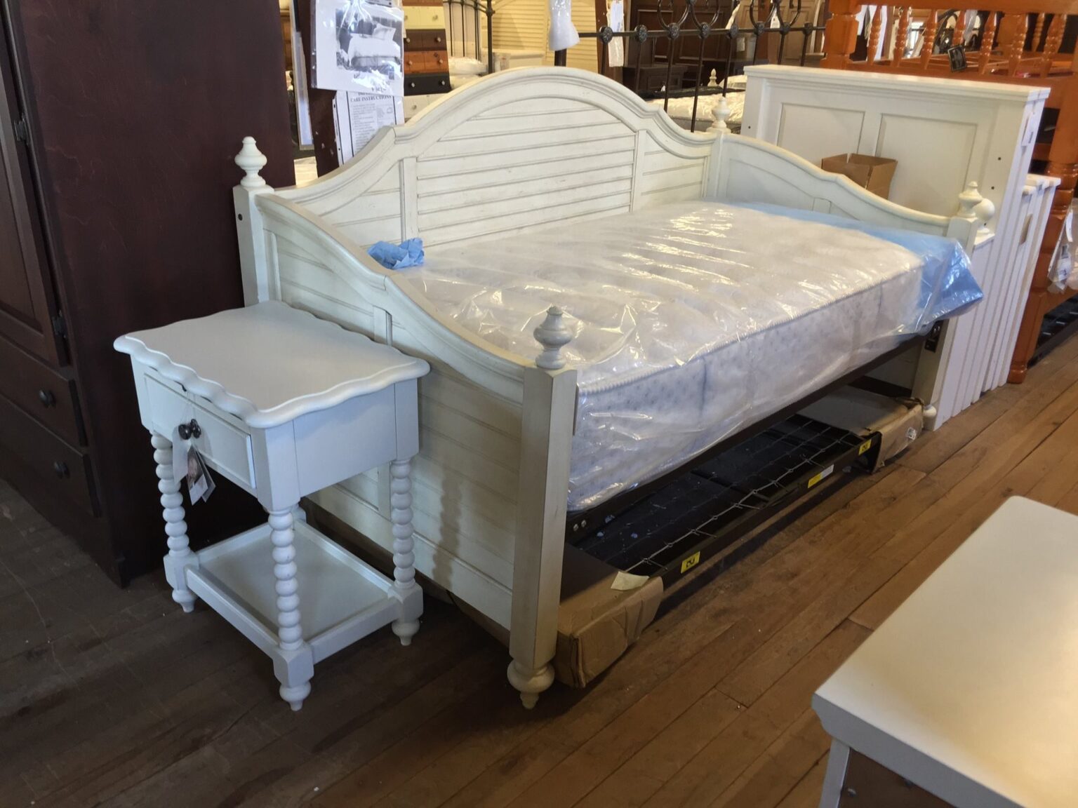 BEDS Palmetto Furniture Company